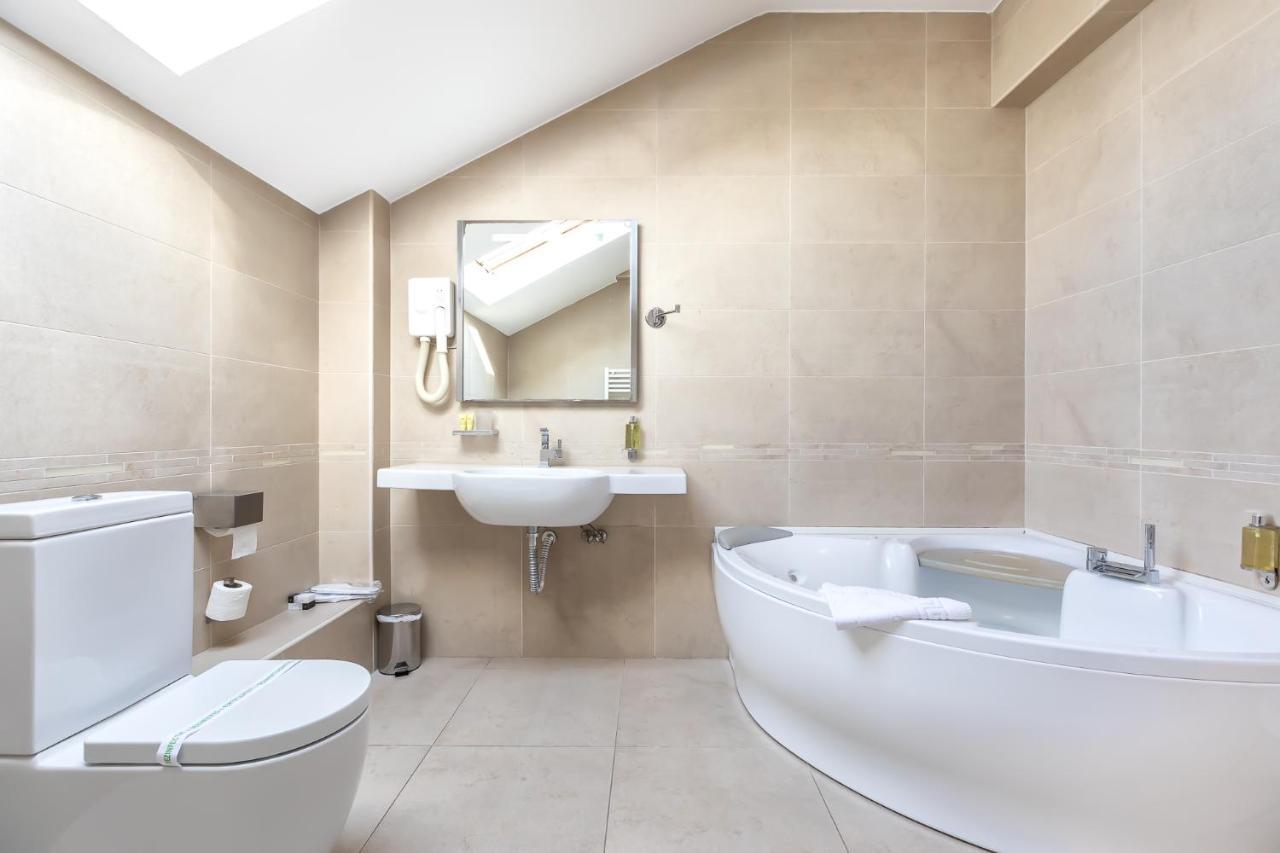Alex&George Boutique Hotel Kolozsvár Kültér fotó