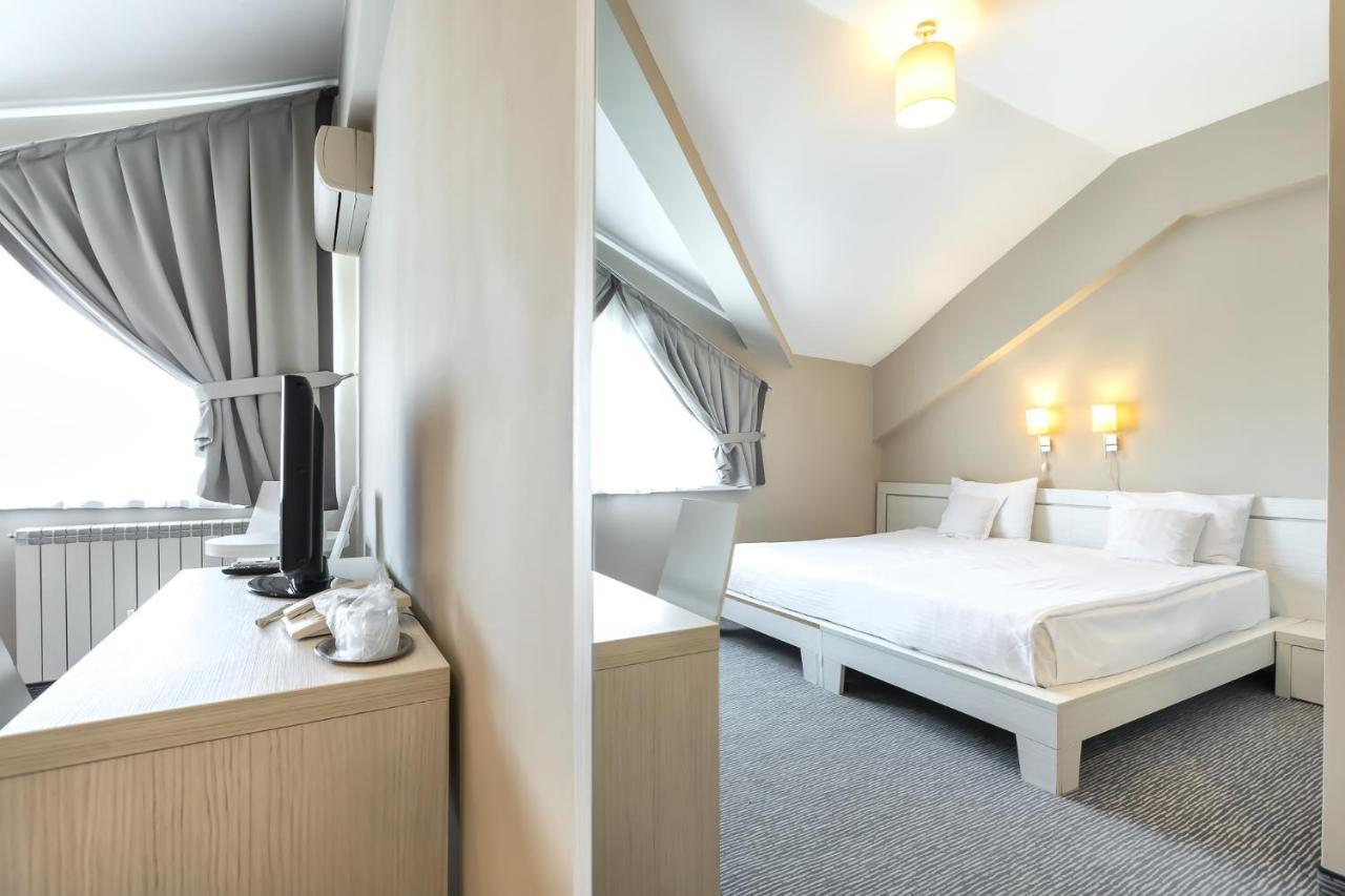 Alex&George Boutique Hotel Kolozsvár Kültér fotó