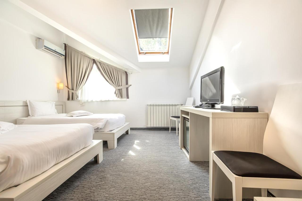 Alex&George Boutique Hotel Kolozsvár Kültér fotó