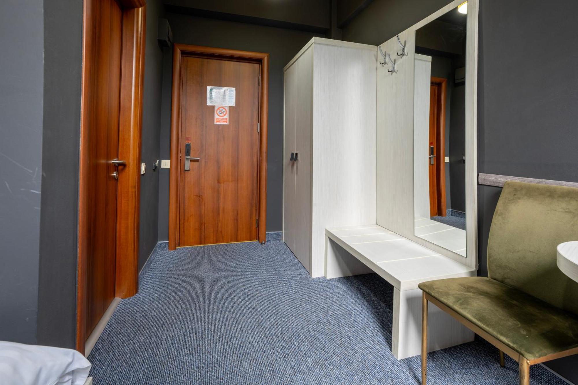 Alex&George Boutique Hotel Kolozsvár Kültér fotó