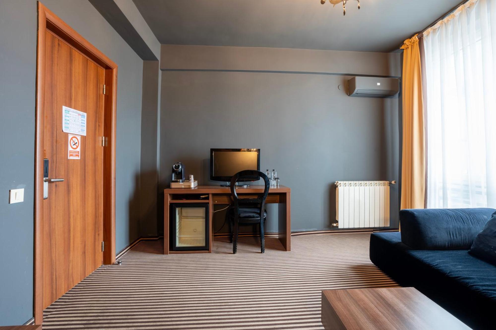 Alex&George Boutique Hotel Kolozsvár Kültér fotó